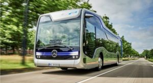 Autobuzul fara sofer de la Mercedes Benz